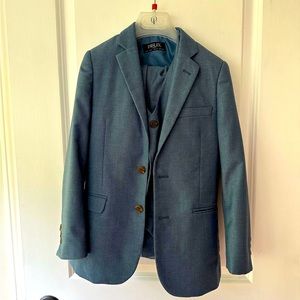 Boys slim fit suit size 8